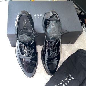 COPY - BARNEY'S NEW YORK
Patent Leather Oxfords
Size: 38
